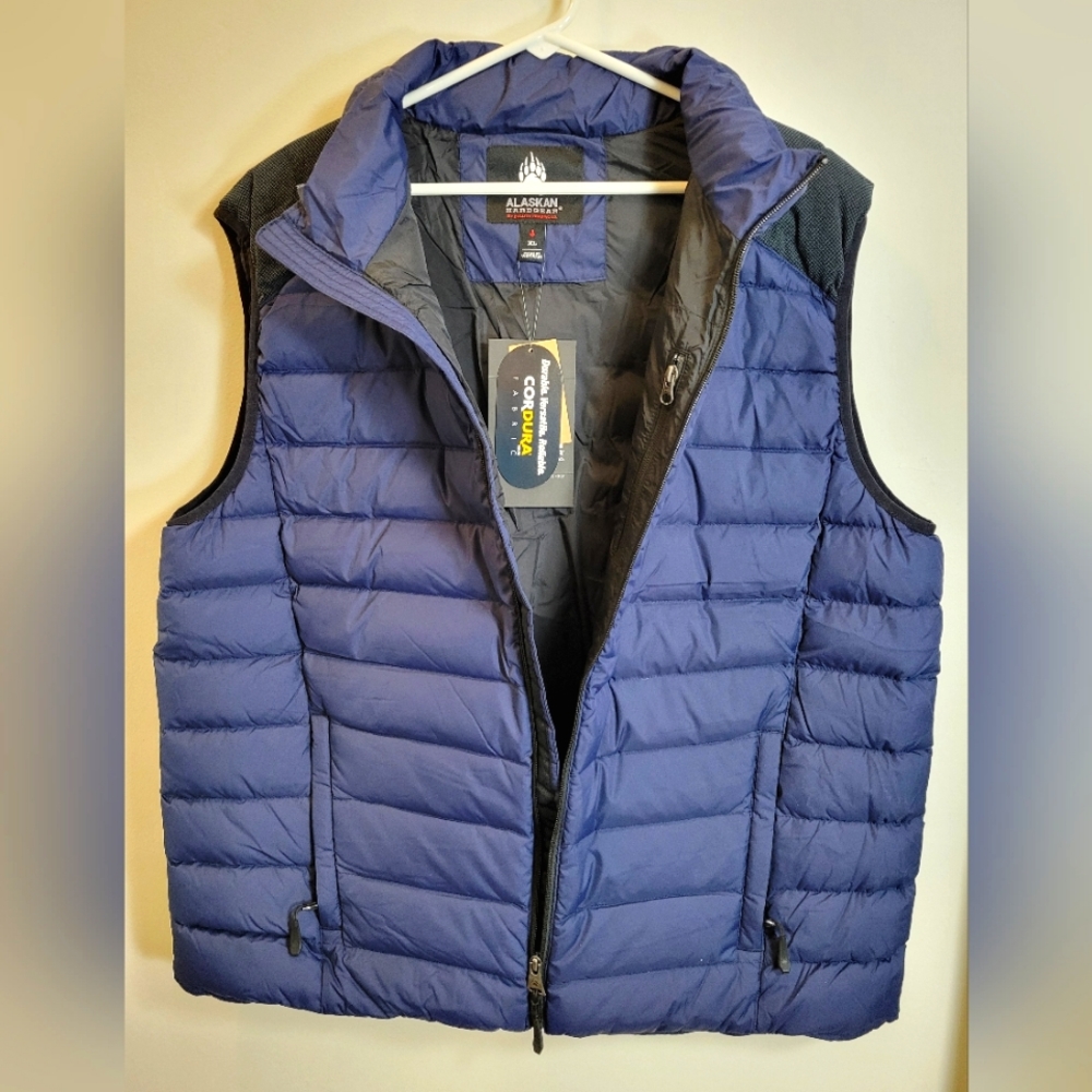 Duluth Trading Company Mens Alsakan Hardgear Boreal Cordura Down Vest